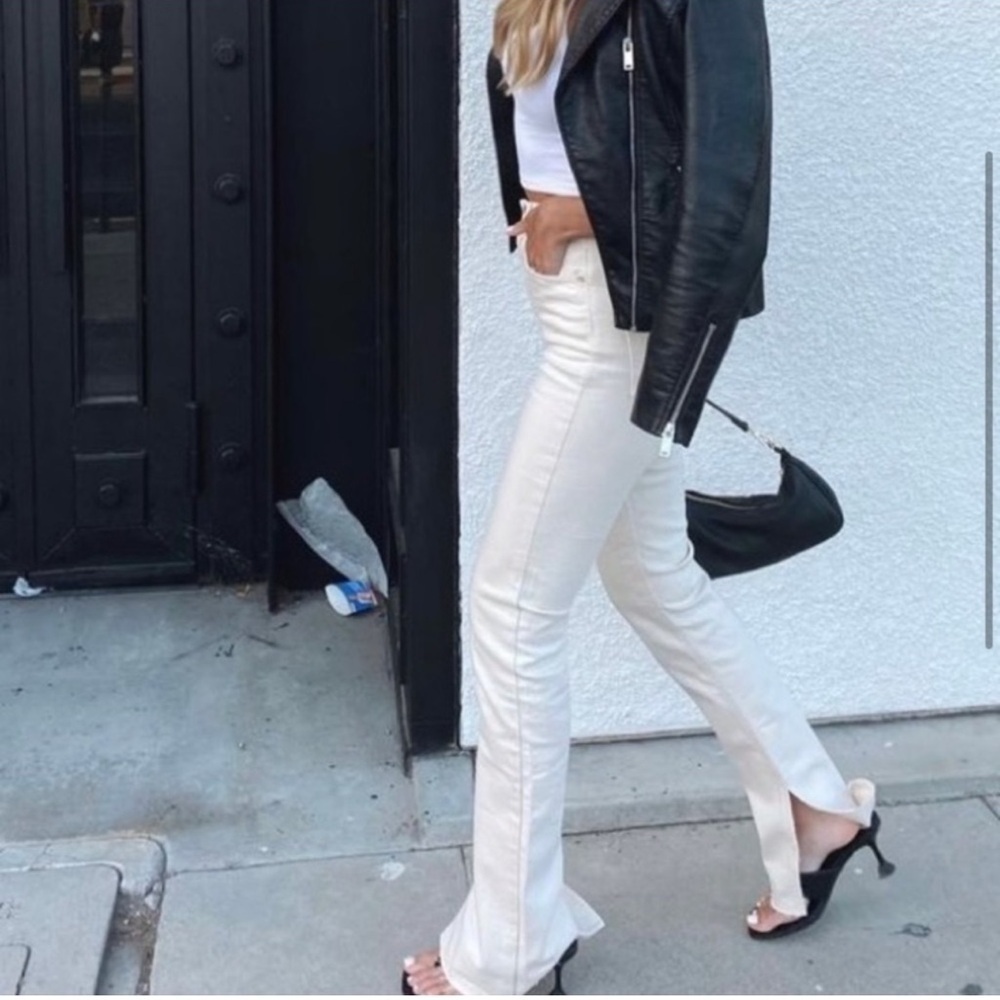 ZARA Sim Flare high rise white jeans